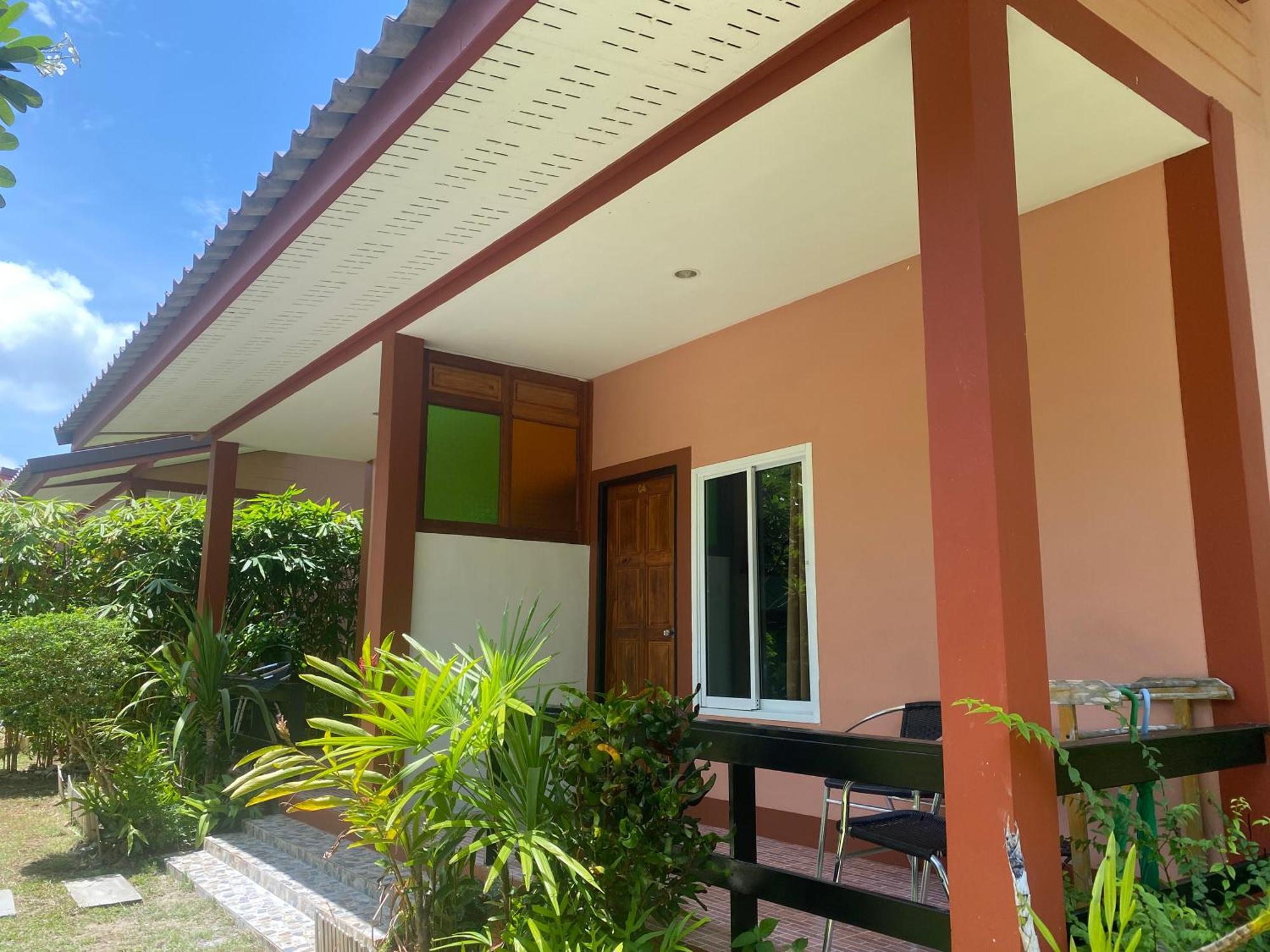 Baan Longhaad Hostel Koh Lanta Luaran gambar