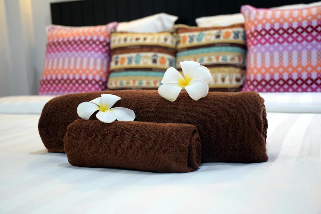 Baan Longhaad Hostel Koh Lanta Luaran gambar