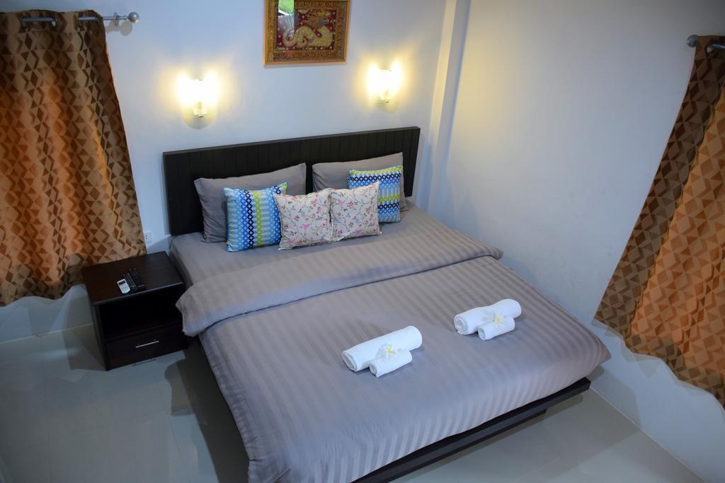 Baan Longhaad Hostel Koh Lanta Luaran gambar
