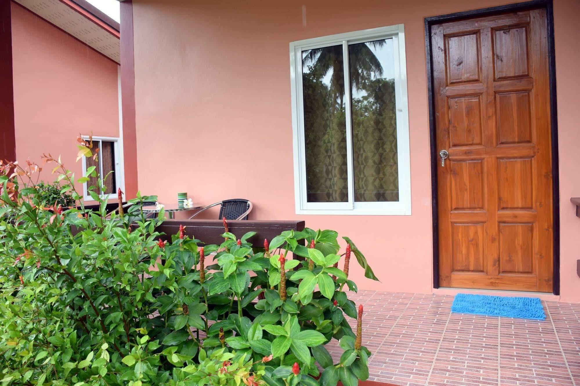Baan Longhaad Hostel Koh Lanta Luaran gambar