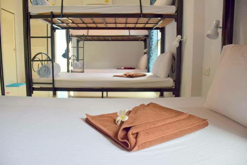 Baan Longhaad Hostel Koh Lanta Luaran gambar