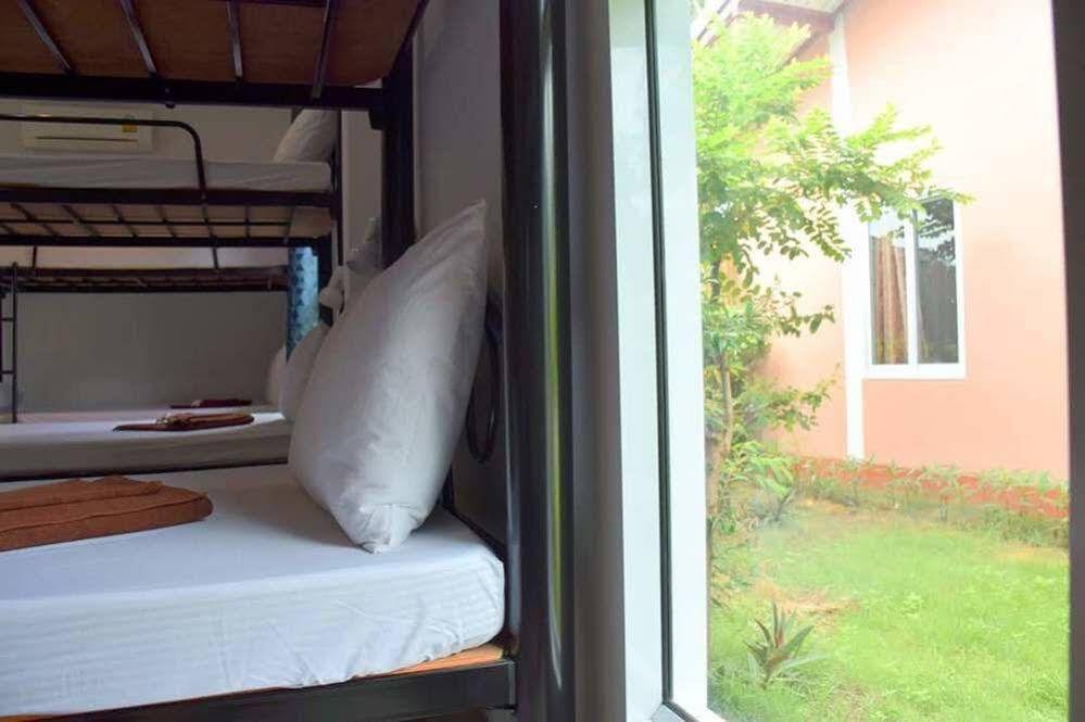 Baan Longhaad Hostel Koh Lanta Luaran gambar